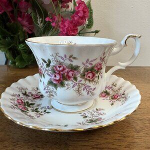 Royal Albert Lavender Rose Teacup and Saucer Vintage Bone China Floral